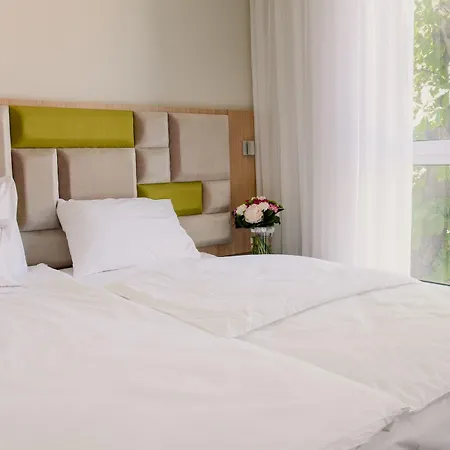 Hotel Almond Business & By Grano Danzica