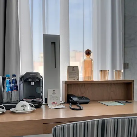 Hotel Almond Business & By Grano 4*