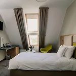 Grano Riverside Hotel
