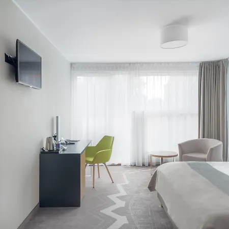 Hotel Almond Business & By Grano 4*