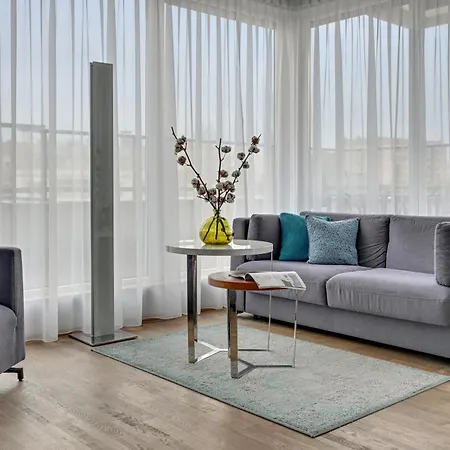 מלון Almond Business & By Grano - Grano Riverside 4*