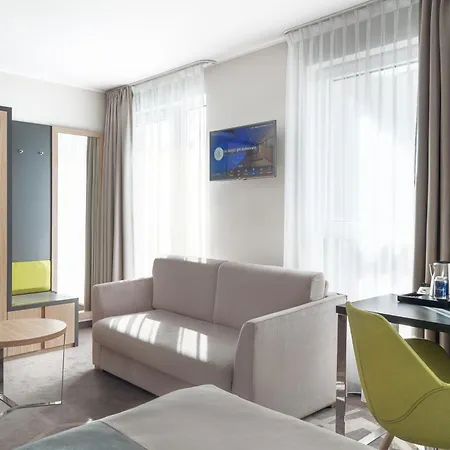 Almond Business & By Grano Hotel 4*
