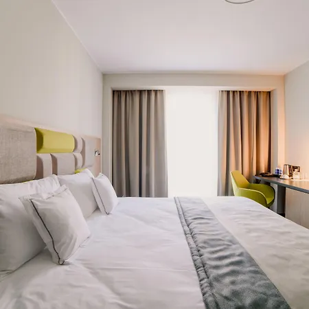 Grano Riverside Szálloda 4*