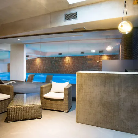 Grano Riverside Hotel 4*