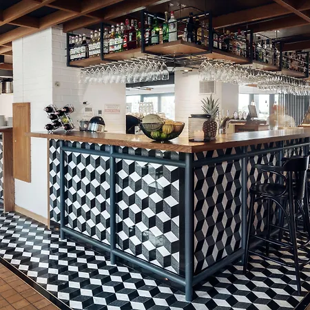 Szálloda Grano Riverside