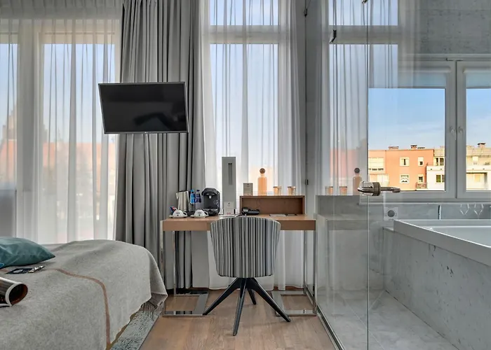 Grano Riverside Dawniej Almond Business&spa Hotel